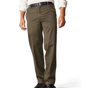 Men’s Dockers D2 straight fit